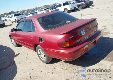 1995 Toyota Camry Le z USA, uszkodzony, nr VIN 4T1SK12EXSU588644
